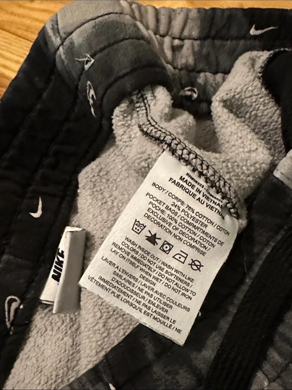 Nike Boy’s Black/Gray Logo Tie-Dye Jogger Pants, Sz XL - Picture 3 of 5